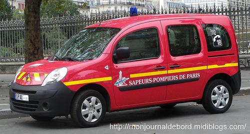 Véhicule Sapeurs Pompiers de Paris 1
