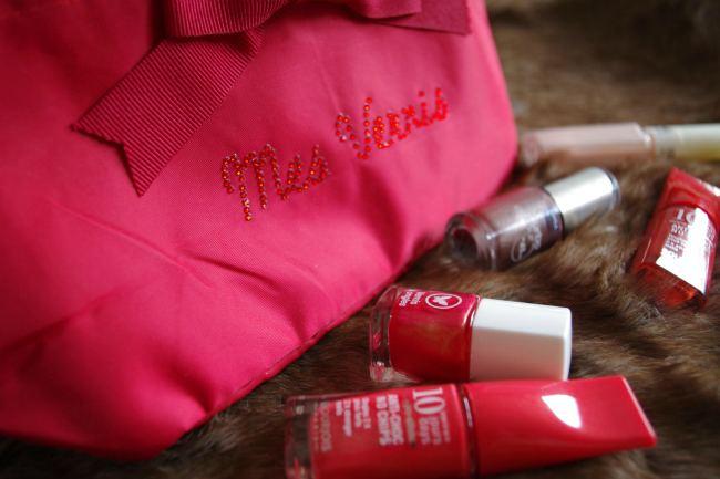 Idée cadeau : une trousse personnalisable (Concours)