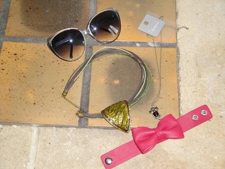 Le swap de Joufflette : les photos récap' ! http://img830.imageshack.us/img830/5921/colisenvoyparbernadette.jpg