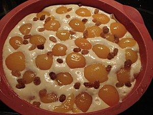 Le-gateau-aux-abricots-et-aux-raisins-secs-5.jpg