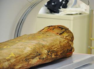 Une momie égyptienne étudiée de façon non invasive