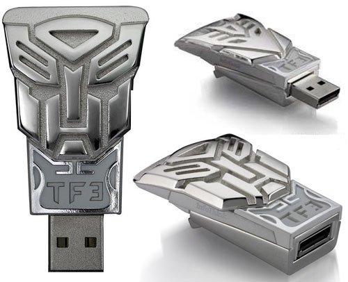 09 Transformers drive Deux clés USB/décapsuleurs Transformers 