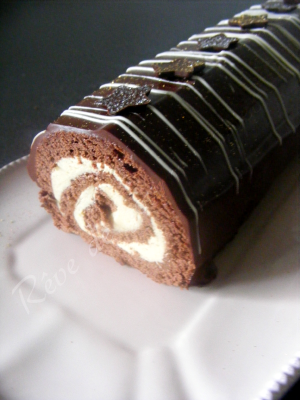 Gâteau roulé (ou bûche) au chocolat, Crème légère saveur pain d'épices