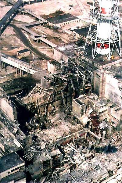 tchernobyl-reacteur-4-detruit.1204621994.jpg