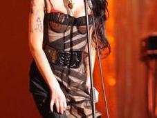 Winehouse chante pour clients