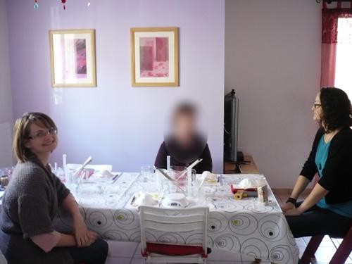 Un atelier chez Kafée :) De beaux marbrages, des chocolats, du thé et du partage...