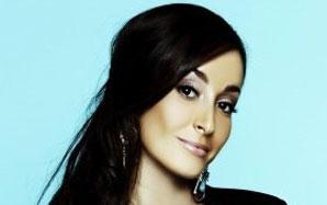 Kenza Farah, invitée star de la Webreal TV