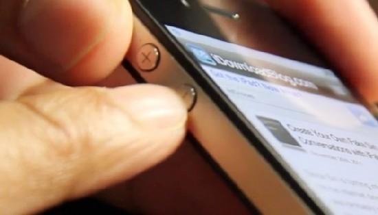 AutoScroller fait défiler les pages de votre iPhone, avec les boutons ''volume''...