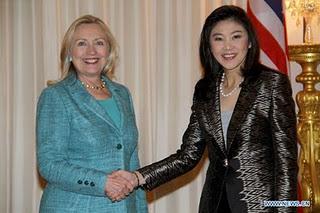 Quand Hillary rencontre Yingluck...