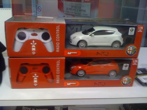 alfa romeo,goodies,noel,enfant,jouet