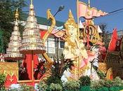 décembre: Thaïlande, Udonthani, Parade Thung Muang
