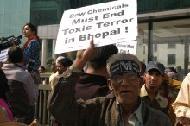Manifestation indienne contre Dow Chemical
