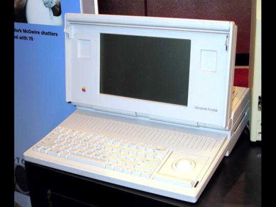 1989 Macintosh portable WC 540x405 Toute lhistoire dApple en photos