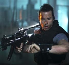 Lock Out : Le film de SF produit par Besson