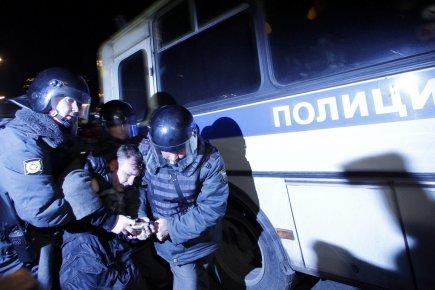 Manifestations à Moscou: des centaines d'arrestations