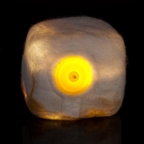 Lampe de la semaine : Nipple Light par Naama Arbel