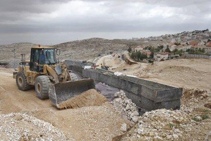 Israël s'obstine à se faire des ennemis et va bâtir pour des colons dans un quartier arabe