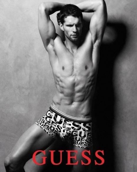 Guess-Men-Underwear-Fall-Winter-2011-Campaign-03-484x614.jpg