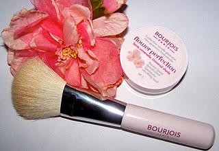 Un teint fleuri avec Bourjois !