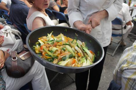 Terre et mer de légumes au wok, par Francis CARDAILLAC