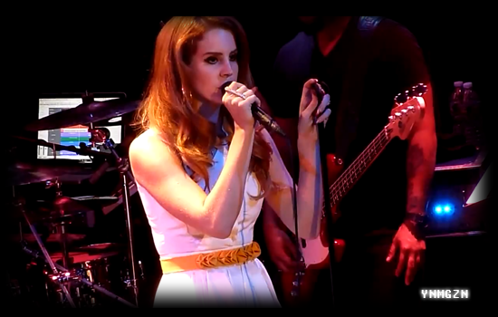 Lana Del Rey: « Summertime Sadness » [Live]