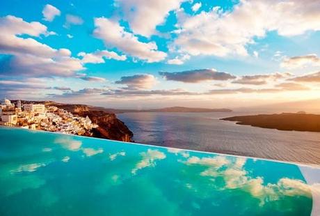 Cosmopolitan Suites – Santorini Greece 620x418 10 hôtels pour fuir lhiver