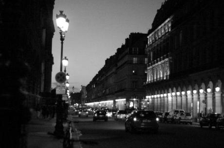 Marre de tourner en rond pour trouver une place dans Paris? ShareMySpot, sur iPhone...