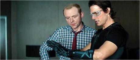Tom Cruise in film Mission: Impossible - Ghost Protocol (2011). Mission : Impossible – Protocole Fantôme, critique