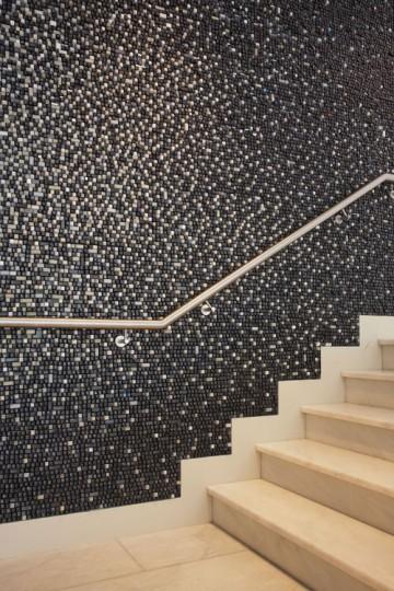 qwerty by sarah frost 360x540 Un mur en touches de clavier