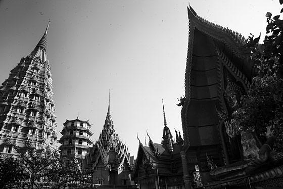 Wat Tham Nua kanchanaburi