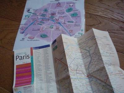 Se familiariser avec les monuments, le métro... les plans de Paris