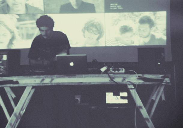 REVIEW : 9th Cloud, 43 Sunsets.