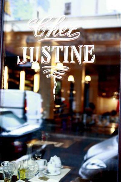 Un Noël authentique au cœur de la Ville Lumière