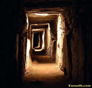 Irlande: nouvelles découvertes dans la tombe à couloir Néolithique de Knowth