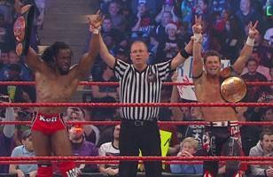 Les Air Boom, Kofi Kingston et Evan Bourne, conservent leur titre de Champion par équipe à TLC 2011