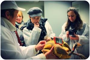 Vider la volaille de ses abats ... Foie gras à la vanille de Madagascar...