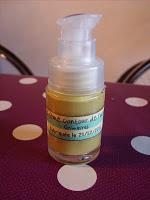 Crème de soin contour des yeux, rose, thé et avocat