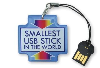 SmallestUSBstickintheworld La plus petite clé USB
