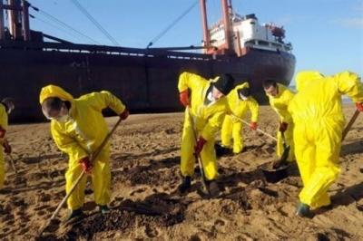 pollution,marées noires,bretagne,écologie,océan