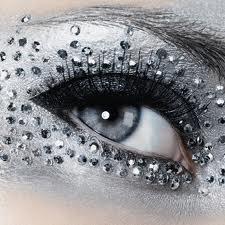 Comment avoir le plus beau des regards envoûtant ?