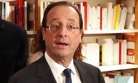 holande Les cheveux de François Hollande ne sont ils pas trop longs ? 