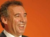 Lettre Bayrou: Cher Père Noel, faites-nous rêver après Saint-Nicolas