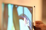 lg 55 oled 02 160x105 LG tease une TV OLED de 55 pour le CES 2012