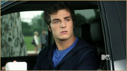 vlcsnap_2011_10_08_20h15m25s119