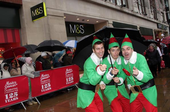 Marks&Spencer; et un samedi sur les Champs-Elysées