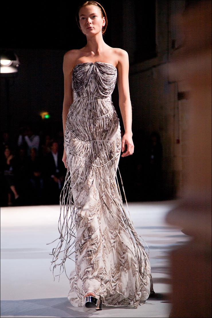 Paris Fashion Week | Arzu Kaprol