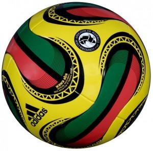 Oyez, oyez !! le ballon officiel de la CAN 2012 est bientôt dévoilé !!