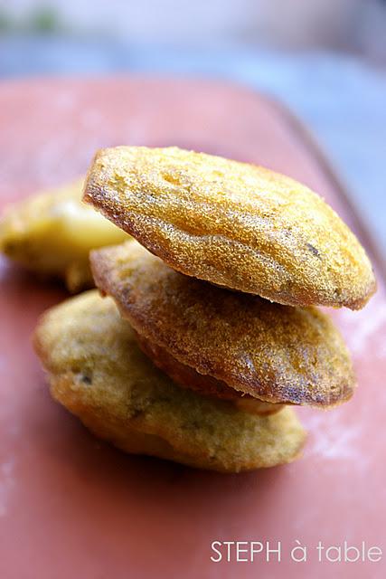 Mini madeleines au pesto, coeur de comté