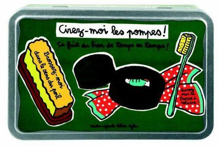 boite-a-cirage-derriere-la-porte