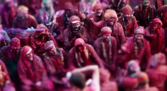 HOLI par Xavier Zimbardo